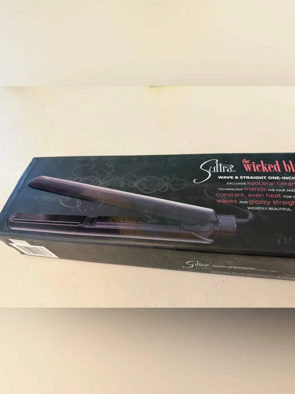New Sultra “The Wicked Black” Wave & Straight Iron 1 inch
